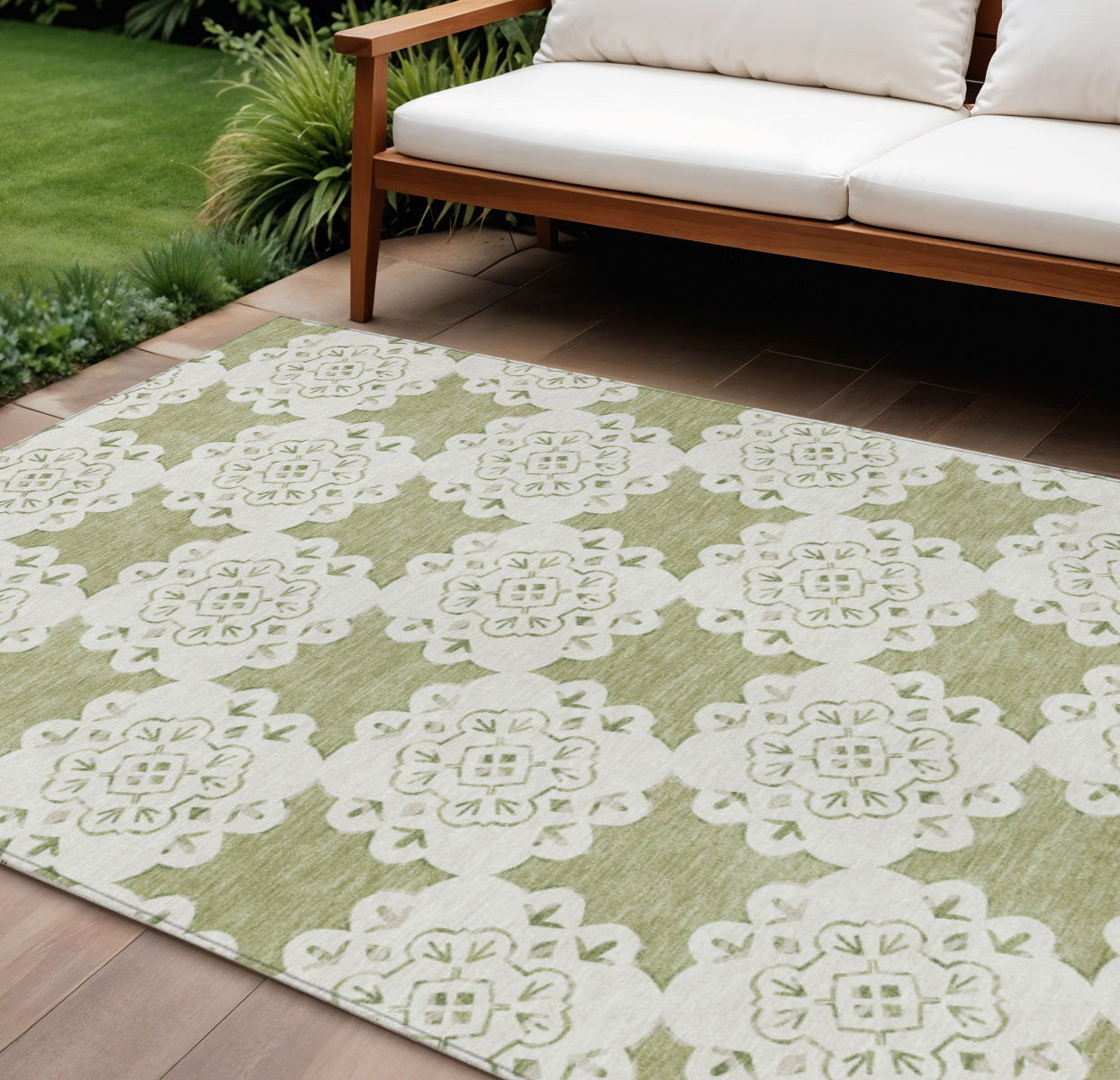 10' X 14' Artichoke Green And Ivory Quatrefoil Washable Indoor Outdoor Area Rug-0